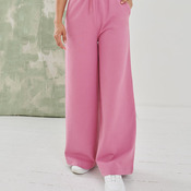 Women's sustainable fashion wide leg joggers